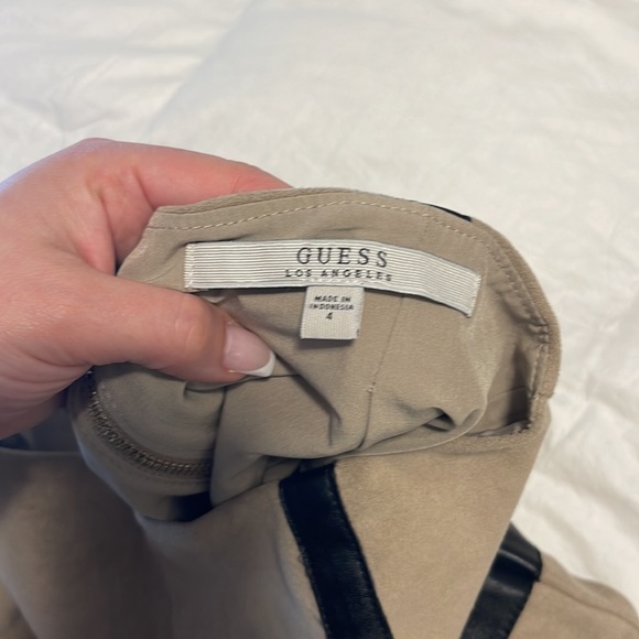 Guess Mini suede tan skirt - Picture 3 of 3